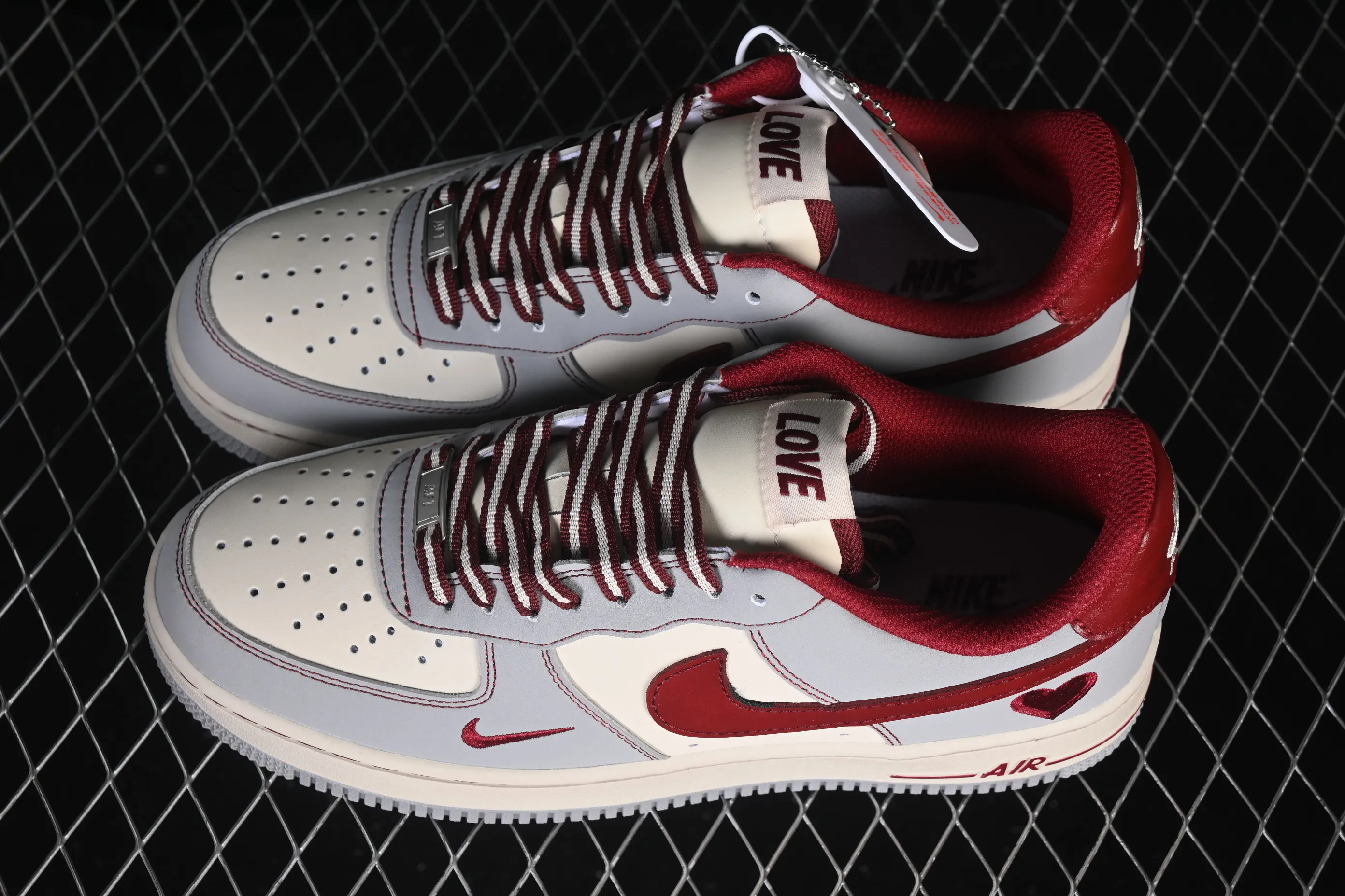 All Categories Nk Air Force 1 Air Force Series Nk Air Force 1 Low Air Force Low Nike Air Force 1'07 Low Valentine's Day Limited Soot Red Marks Air Force One Low Casual Shoes NH0601-540